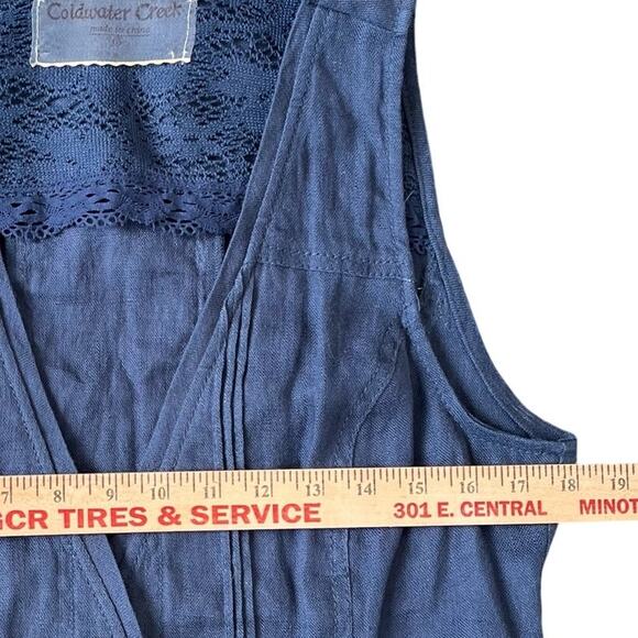 Coldwater Creek Vest Women's Size 10 Blue Linen Wooden Buttons Lace Back - Picture 9 of 10
